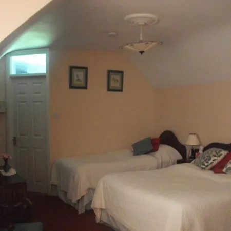 Bed & Breakfast Ashdene Country 4*